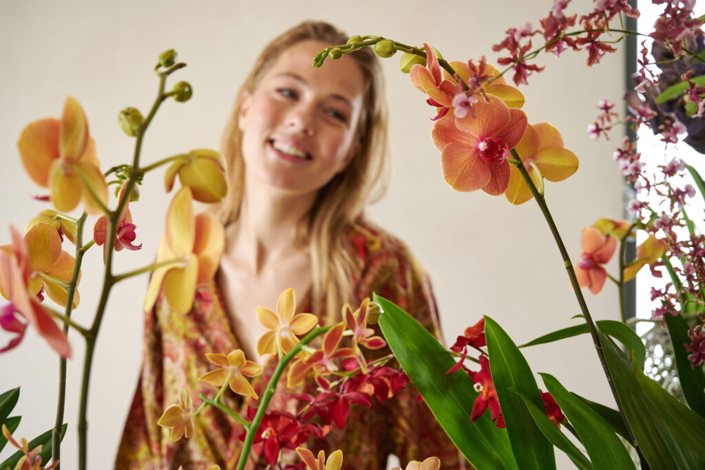 DIY huisspray met geurende orchideeën